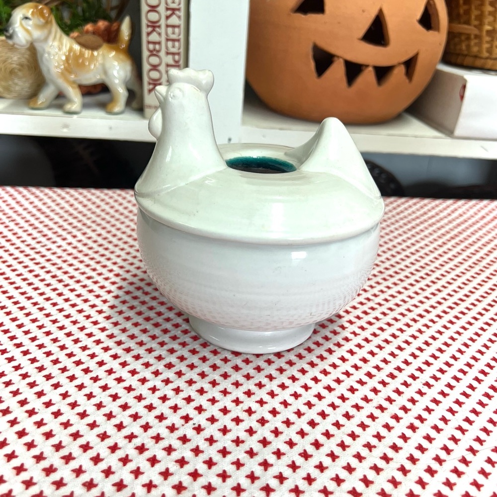 Vintage chicken bowl covered white chicken decor